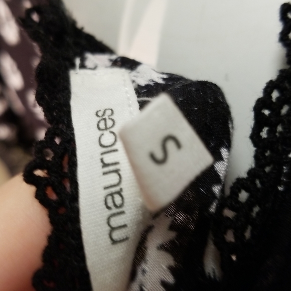 Maurice's sleeveless top S - Picture 5 of 5